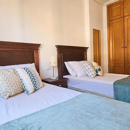 Three Bedroom In Chapas Apartment *