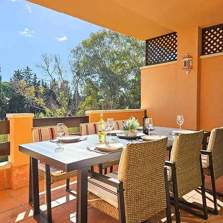 Apartment Three Bedroom In Chapas Marbella